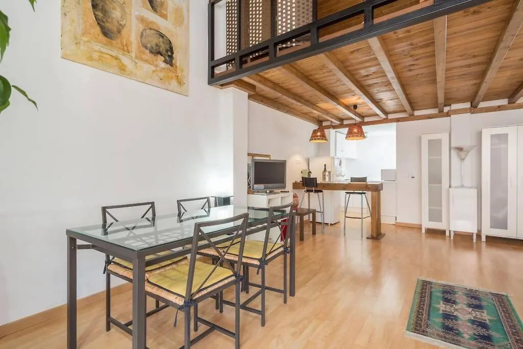 Apartamento TGH Acogedor Duplex en Málaga
